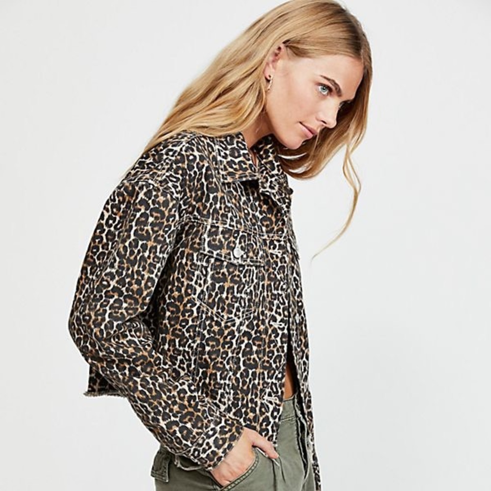 Free People Cheetah Printed Cropped Denim Jacket - Picture 3 of 8